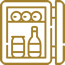 Minibar surtido diariamente en la habitación con agua embotellada, refrescos y cervezas nacionales 